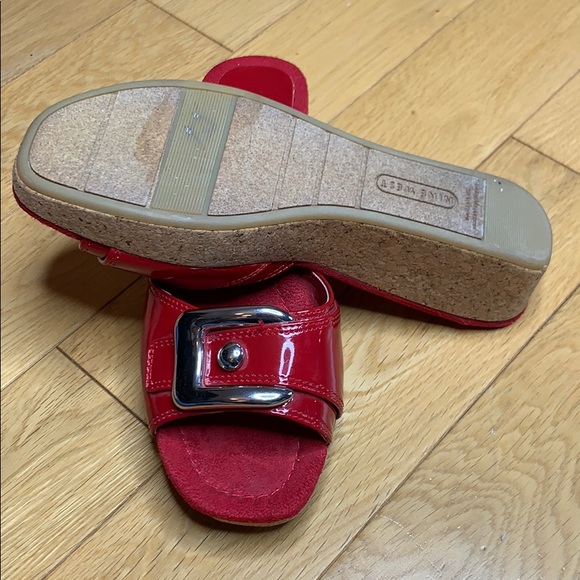 Nine West Red Patent and Cork Wedge Sandals 6 - Picture 4 of 8